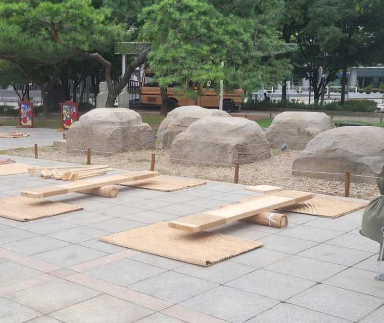 널뛰기 사진