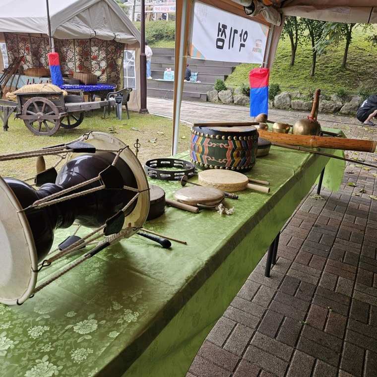 전통악기 대여 세부 장식 사진 14