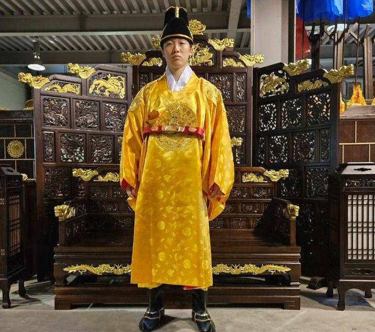곤룡포·왕 의상 대여 상세 사진 36