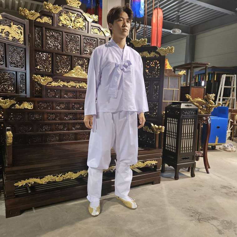민복 대여 대표사진