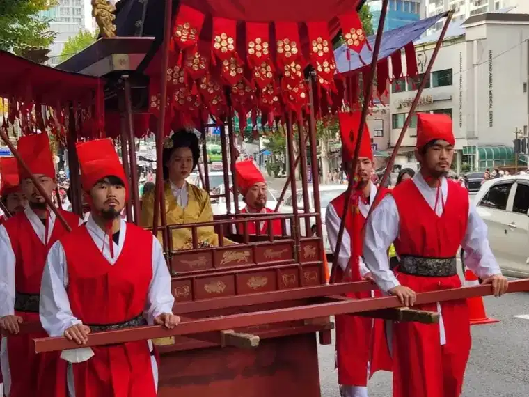 2022 서울 태조 이성계 축제 어가행렬 예조엔터테이먼트 행사 현장